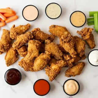 Clutch Wings Family Meal