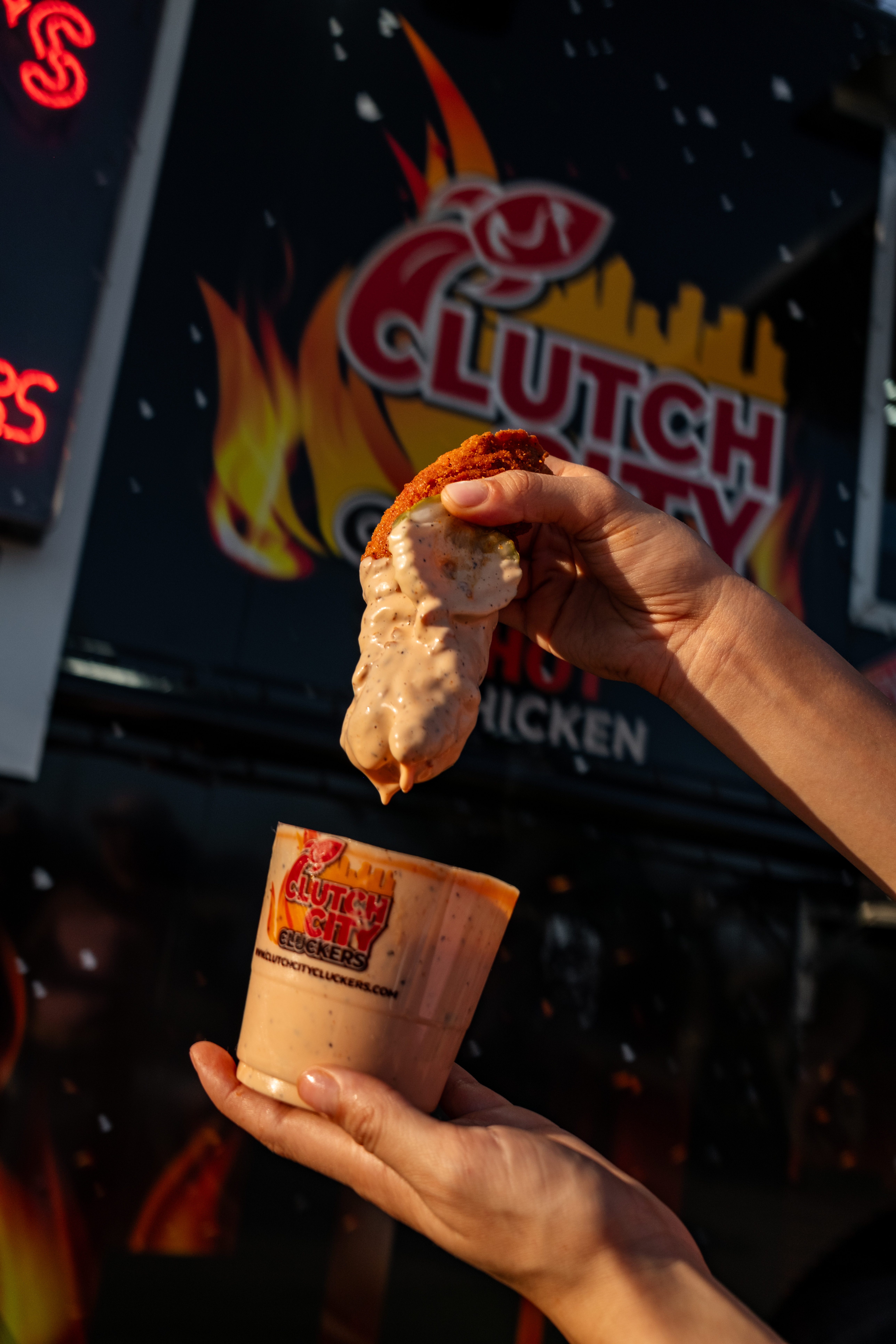 Nashville Hot Chicken In Montrose Houston - Clutch City Cluckers Halal Food Near Me