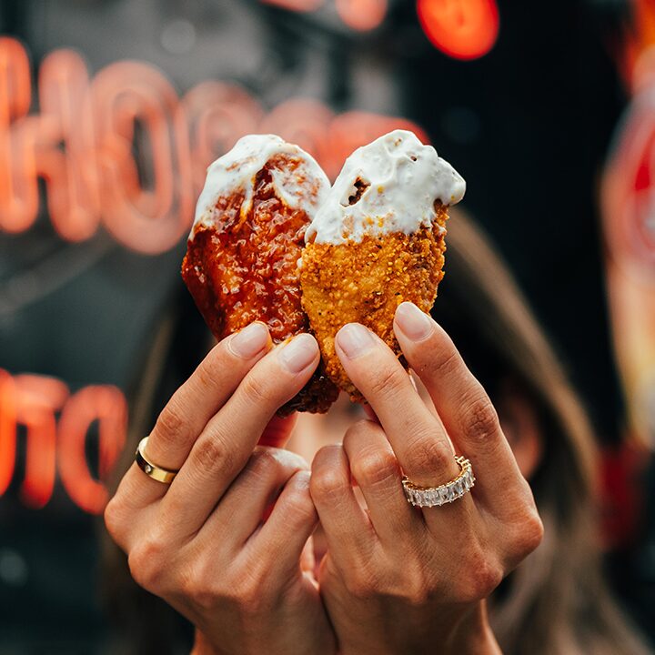 Best Nashville Hot Chicken - Pearland Tx - Clutch City Cluckers 1 Nashville Hot Chicken Sandwich At Clutch City Cluckers Pearland Tx